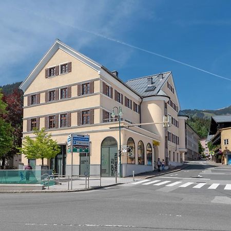 Post Residence Apartments By All In One Apartments ツェル アム ゼー エクステリア 写真