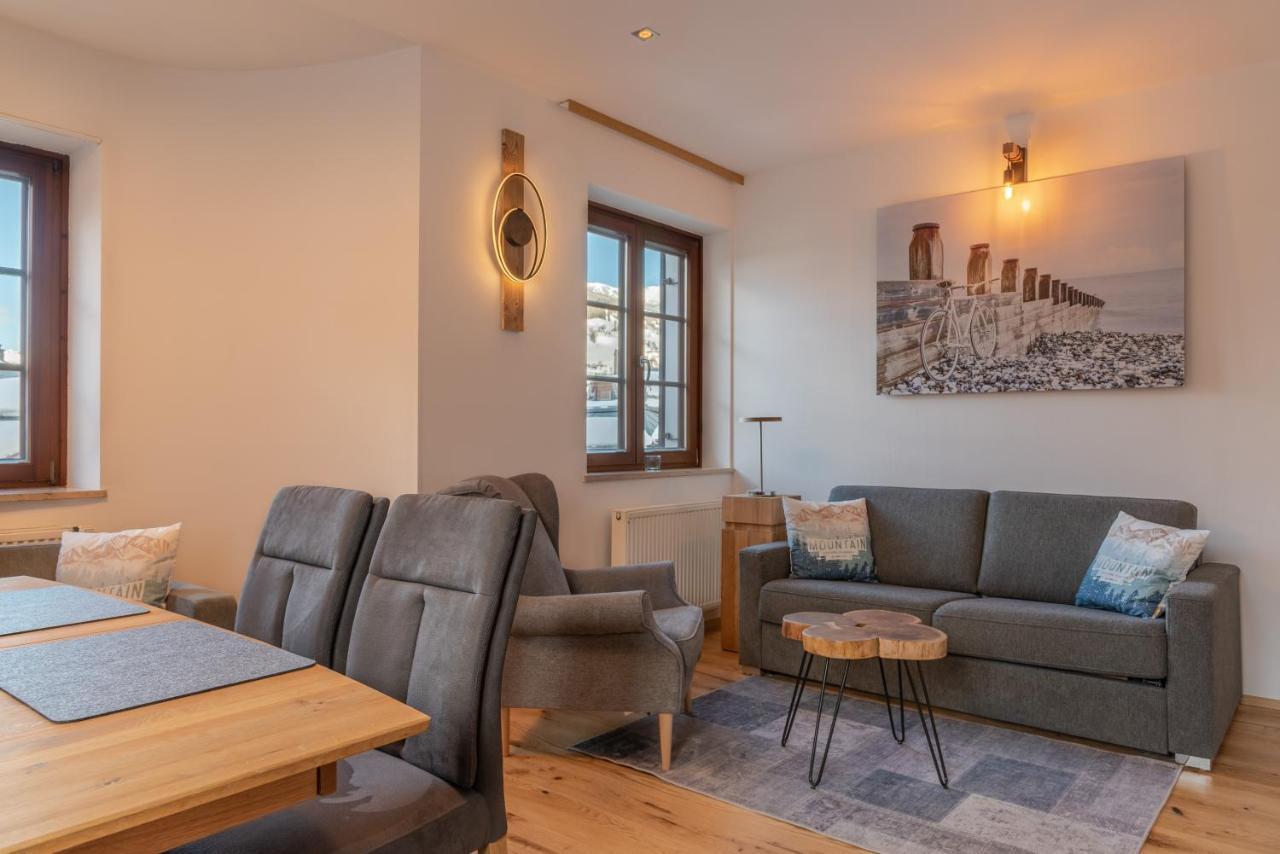 Post Residence Apartments By All In One Apartments ツェル アム ゼー エクステリア 写真