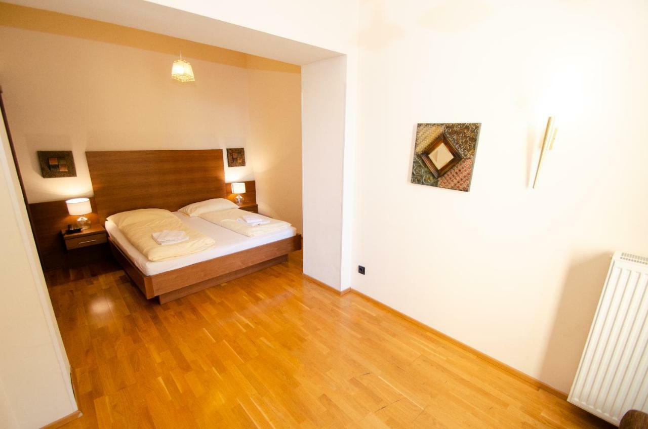 Post Residence Apartments By All In One Apartments ツェル アム ゼー エクステリア 写真
